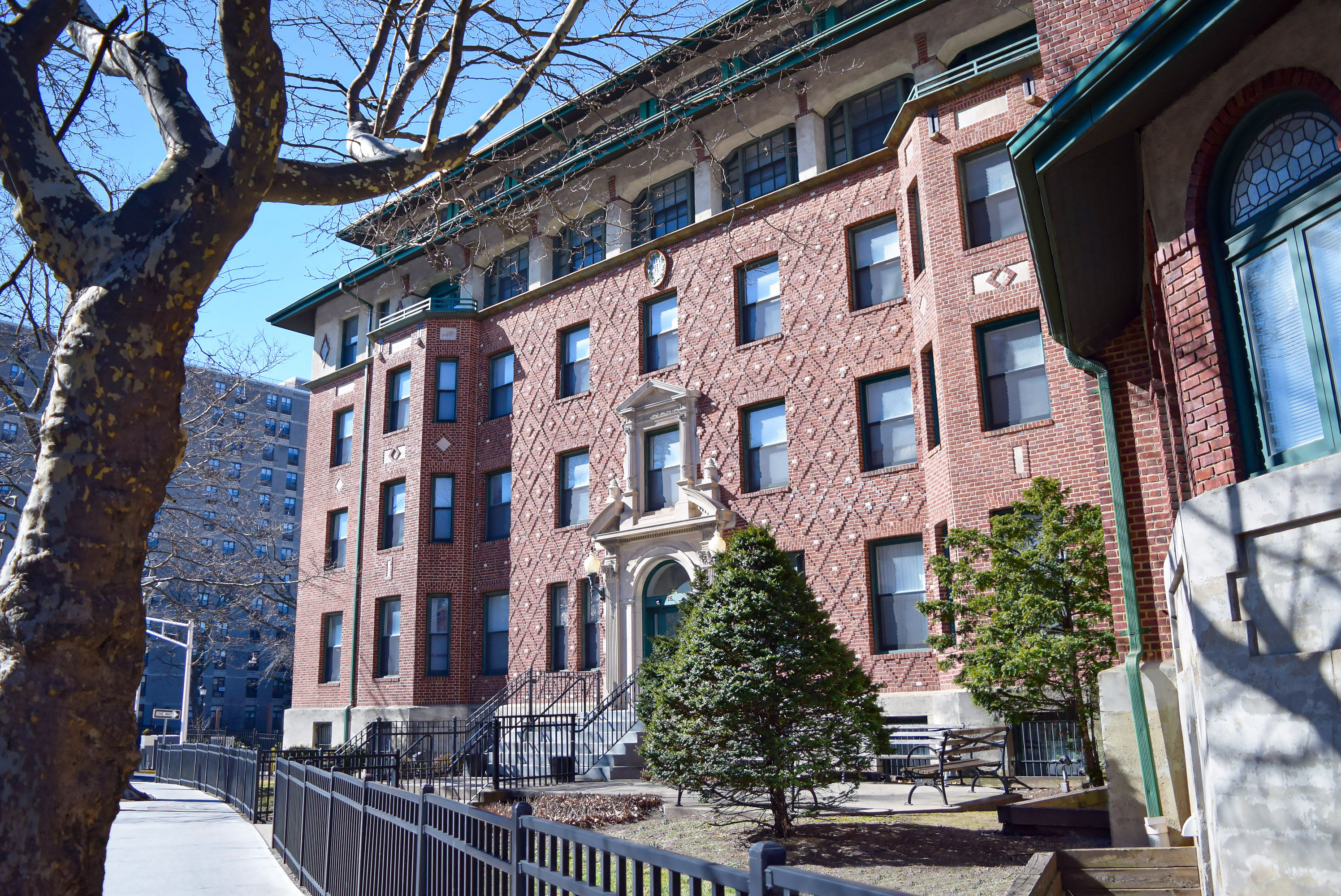 Birchwood at Fairmount Hotel